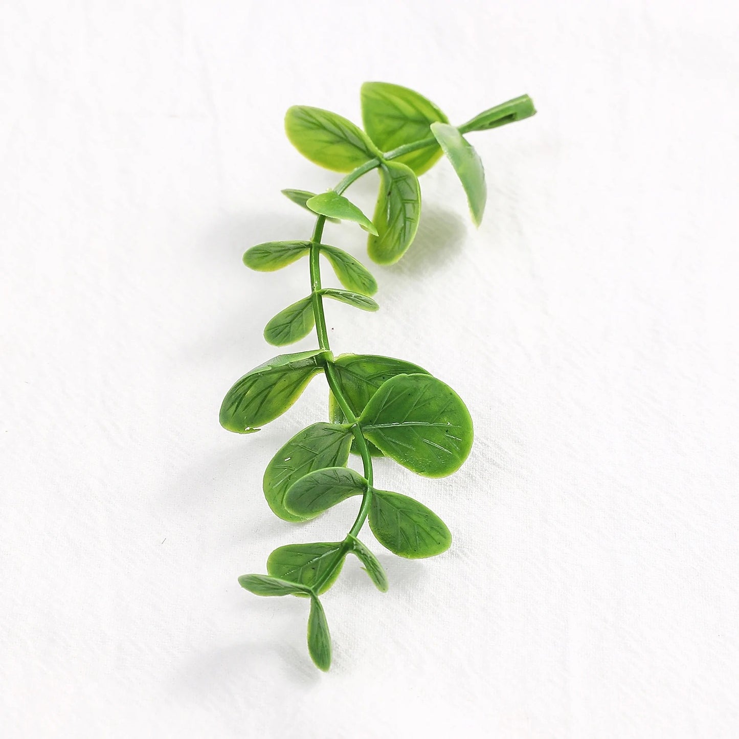 10Pcs Green Artificial Ferns Leaf Fake Plants Eucalyptus Flower Wall Vines